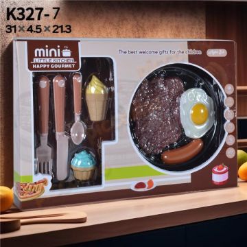 Set joaca cu friptura si tacamuri